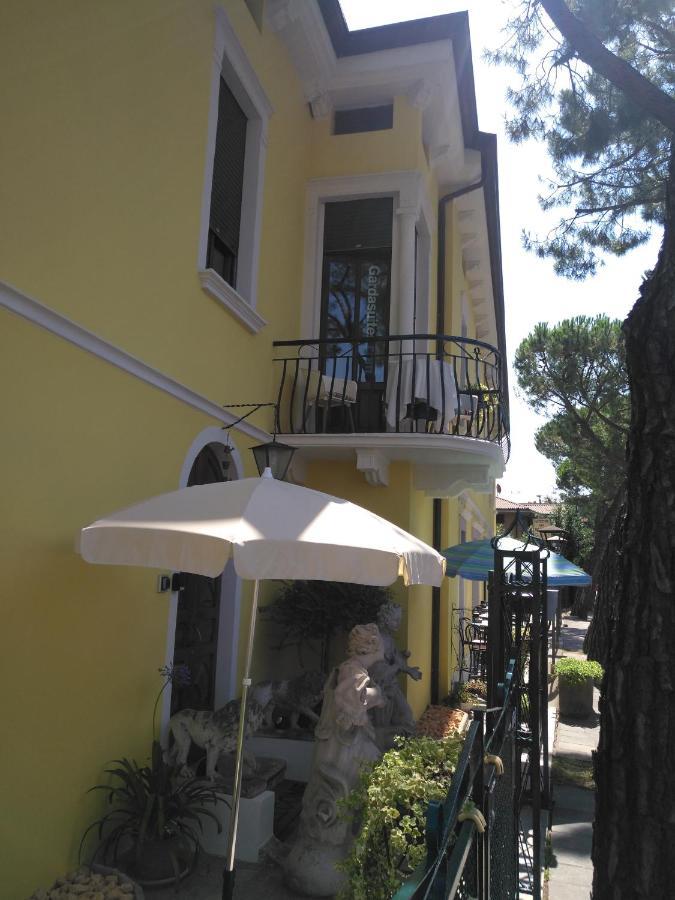 Casa Giulietta Hotell Desenzano del Garda Exteriör bild