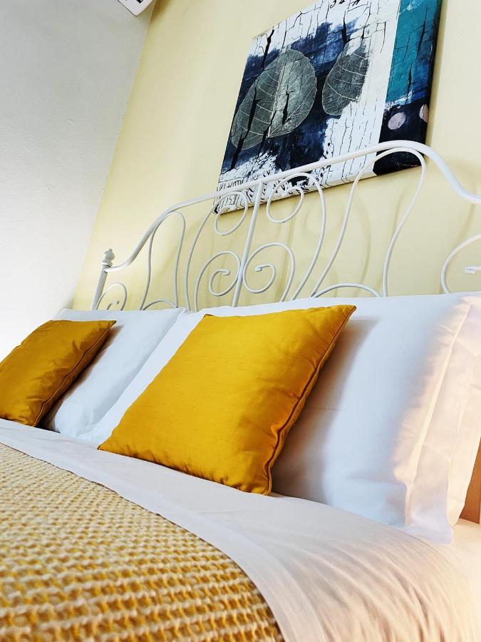Casa Giulietta Hotell Desenzano del Garda Exteriör bild
