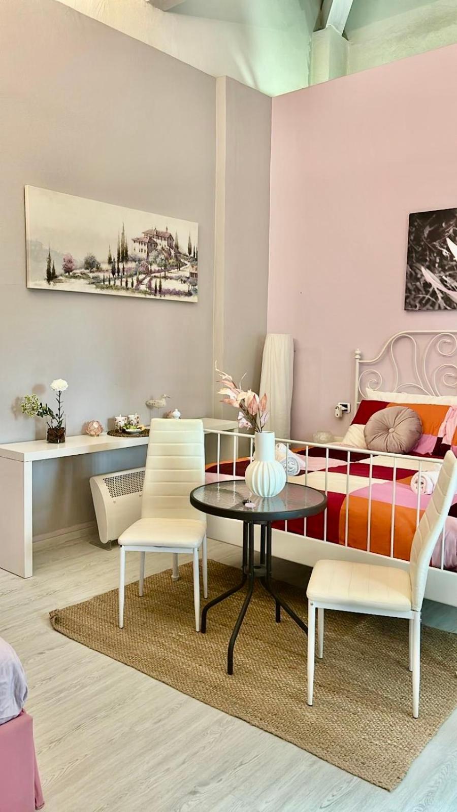 Casa Giulietta Hotell Desenzano del Garda Exteriör bild