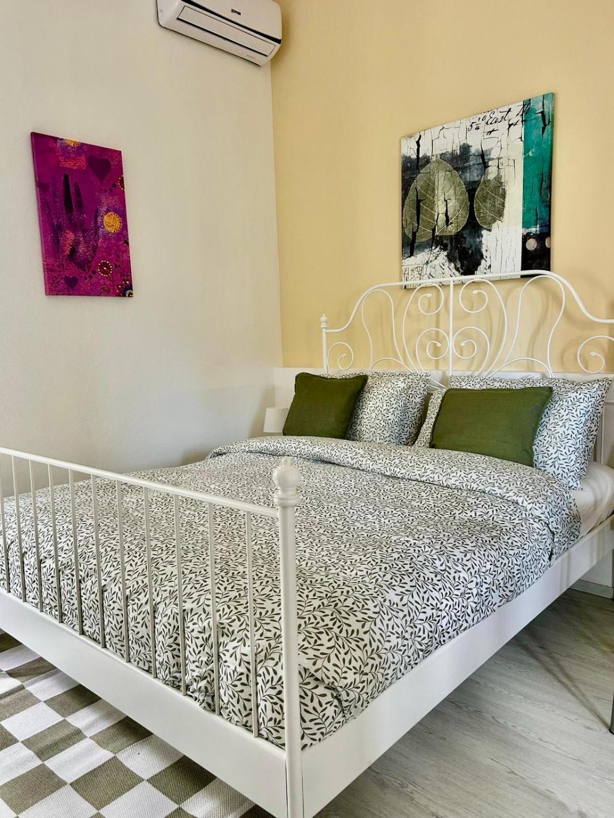 Casa Giulietta Hotell Desenzano del Garda Exteriör bild