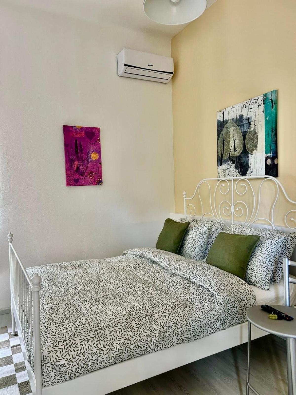 Casa Giulietta Hotell Desenzano del Garda Exteriör bild