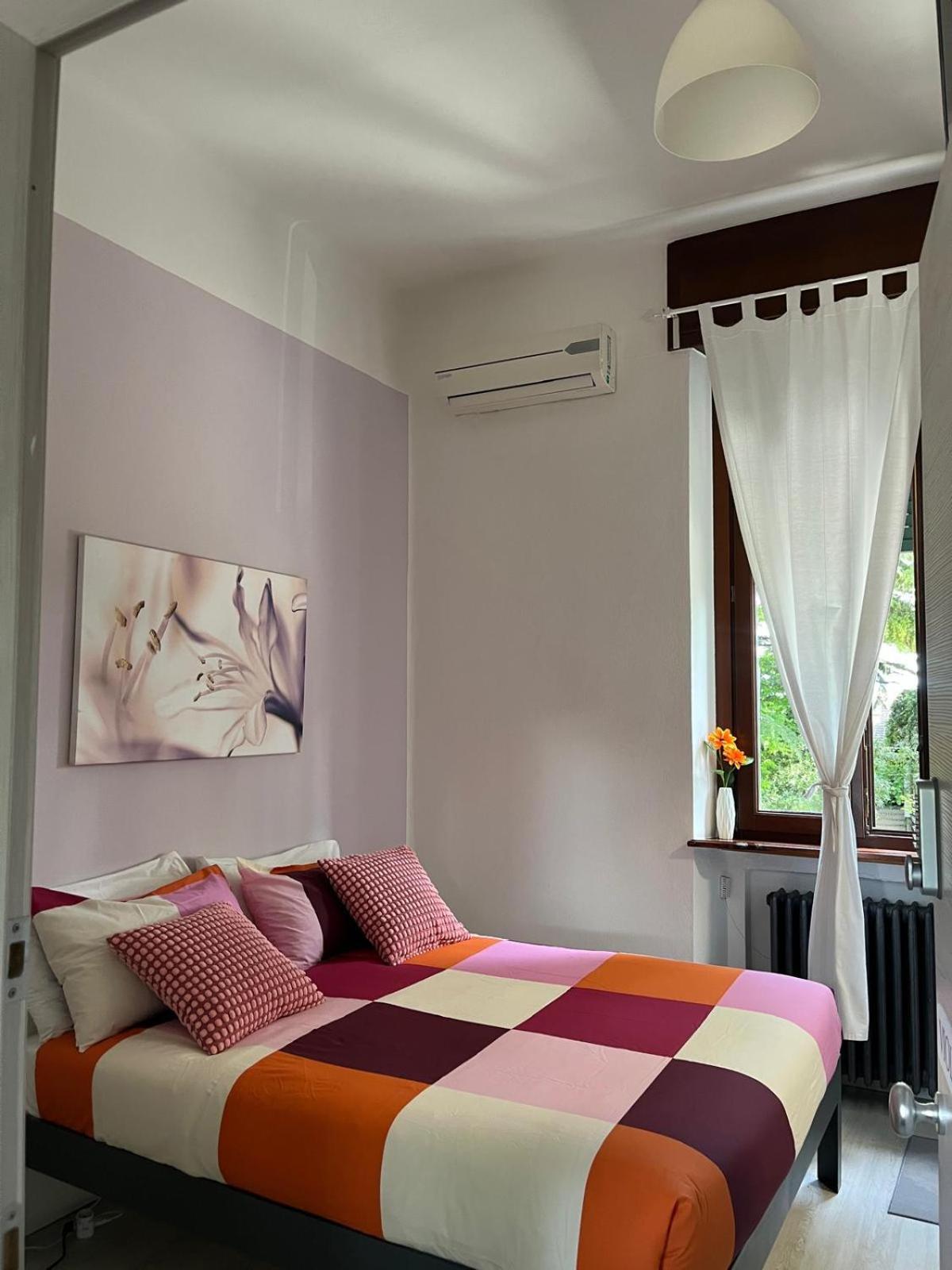 Casa Giulietta Hotell Desenzano del Garda Exteriör bild
