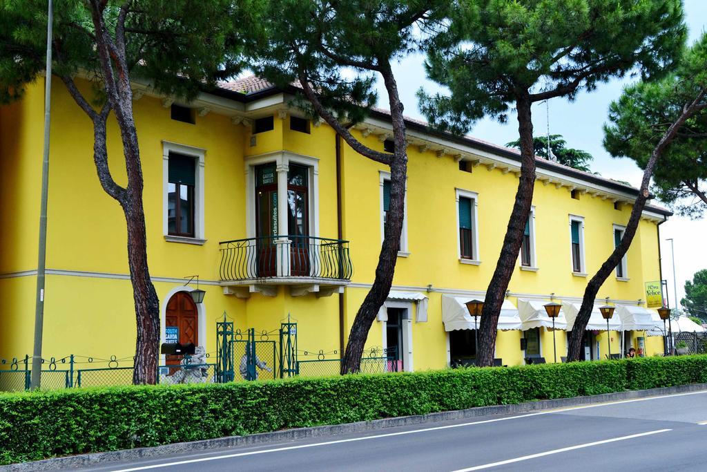 Casa Giulietta Hotell Desenzano del Garda Exteriör bild